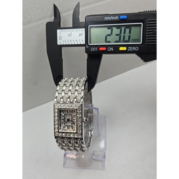 Freelook Womens Tank Crystal Bracelet Watch Silver Tone Quartz New Battery Class - Picture 6 of 10